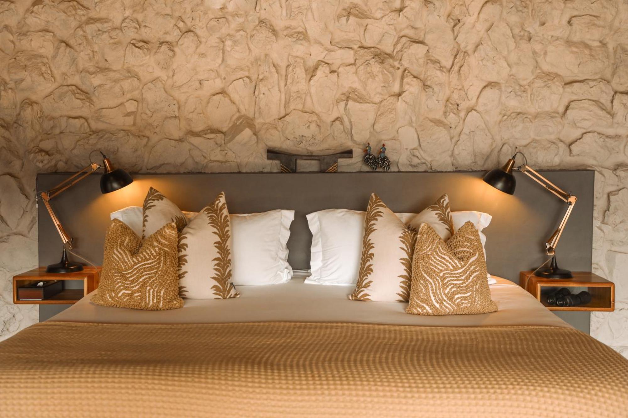 Leopard Mountain Safari Lodge Manyoni Private Game Reserve Bagian luar foto